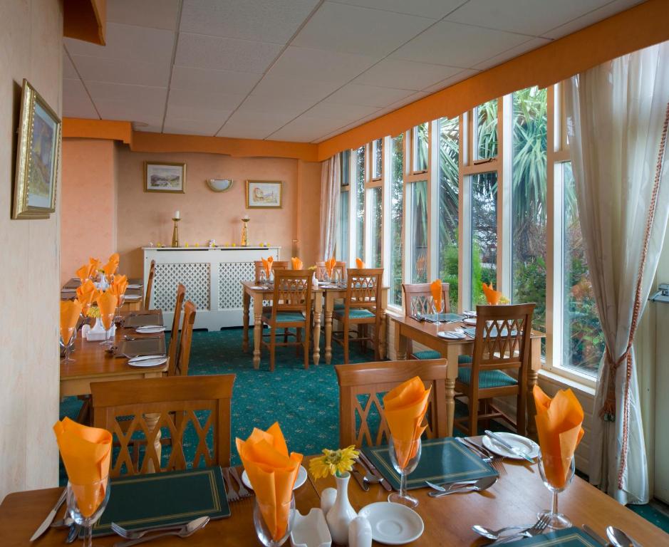 Strathmore Hotel